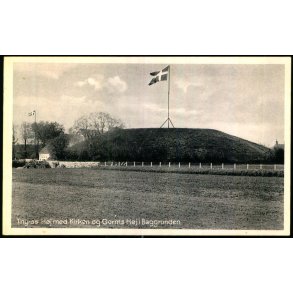 Thyras H�j med Kirken og Gorms H�j i baggrunden - Jelling Bogh. 6 - Ubrugt