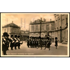 Kbenhavn - Amalienborg med Vagtparaden - Alex Vincent 3