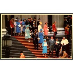 Bryllupsgsterne forlader  St. Pauls - Ubrugt