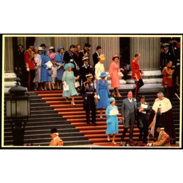 Bryllupsgsterne forlader  St. Pauls - Ubrugt