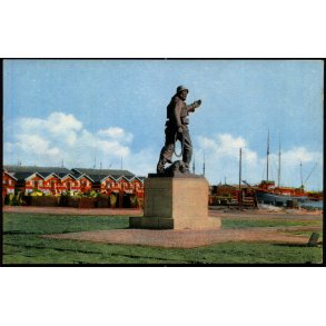 Statue af fisker og redningsmand p� Skagen Havn - K. Witt-M�ller 6704-3 - Ubrugt