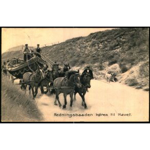 Redningsbaaden k�res til Havet - H. Riegels Bogh. 9965 - Brugt