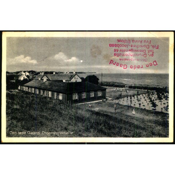 Den r�de Gaard - Dronningm�lle - No. 66768 - Brugt - Svagt hj�rne !