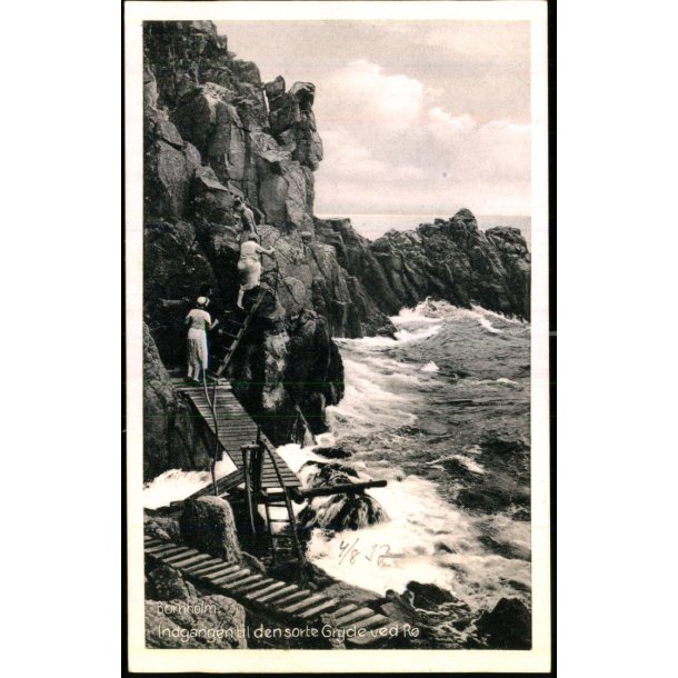 Bornholm - Indgang til den sorte Gryde - R - Colbergs Bogh. 715 - Ubrugt