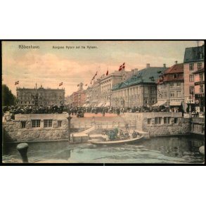 K�benhavn - Kongens Nytorv set fra Nyhavn - u/n