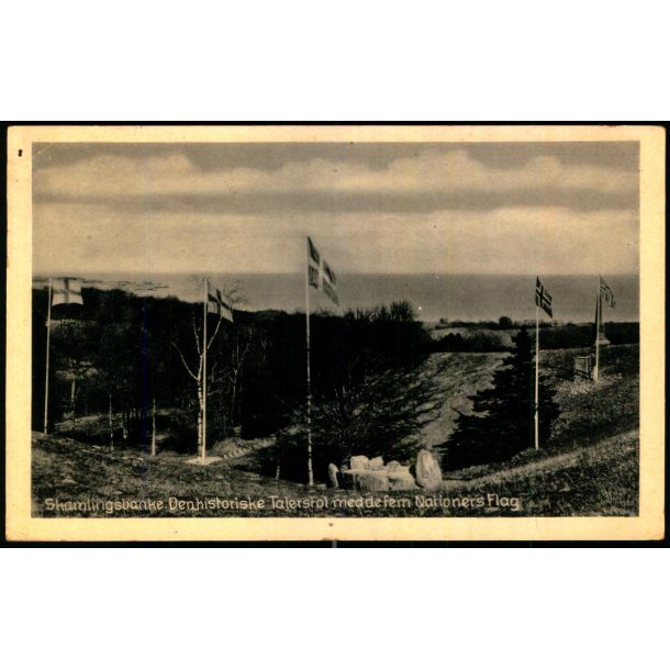 Skamlingsbanke - Den historiske talerstol med de fem Nationers Flag - V. S. 63832 - Brugt