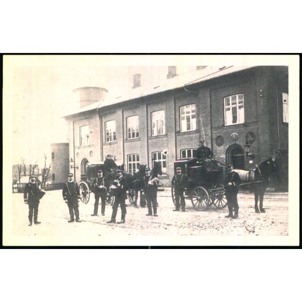 Postkort fra 1911 - Kgl. K�rende Post - Strandfogedgaarden u/n - Ubrugt