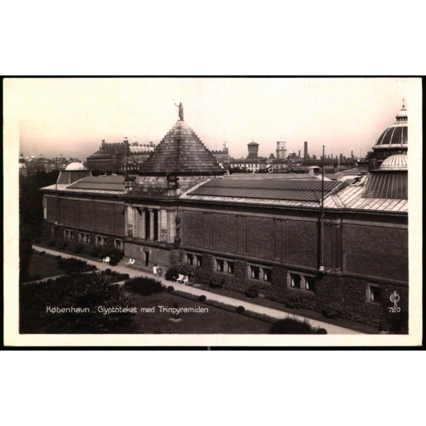 Kbenhavn - Glyptoteket med Trinpyramiden - Chr. Olsen 720