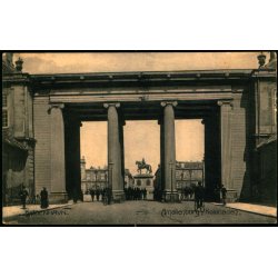 K�benhavn - Amalienborg - Kolonaden - u/n