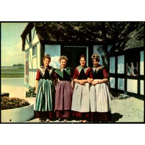 Hvidsten Kro - Piger i Nationaldragter - Hvidsten Kro 6701 - 542 - Ubrugt