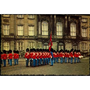 K�benhavn - Vagtparaden p� Amalienborg - Chr. Olsen 192