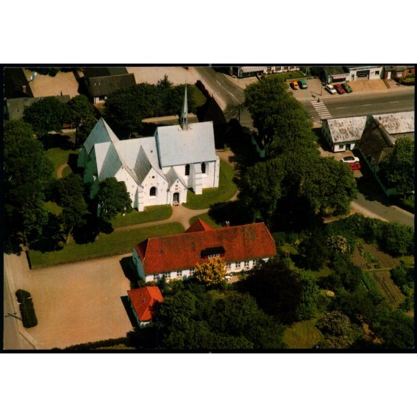 Kliplev Kirke og Pr�steg�rd - Kastrup Luftfoto 87151 - Ubrugt