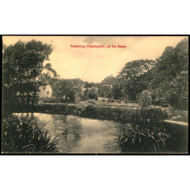 Tommerup Pr�stegaard, set fra Haven . u/n - Ubrugt