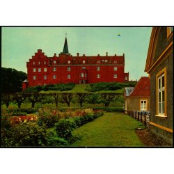 Tranekr Slot set fra Herskabsstaldens, Cafeteria - Georg E. Jensens Eftf. 6904 - Ubrugt