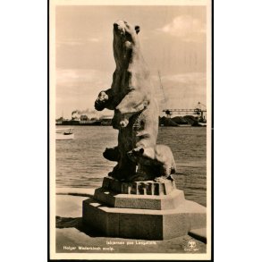 Isbjrn paa Langelinie - Alex Vincent 578