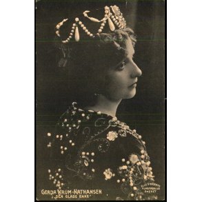 Gerda Krum-Nathansen i Den glade Enke  - Alex Vincent 1354 - Brugt