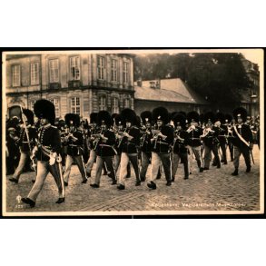 Kbenhavn - Vagtparadens Musikkorps  - Chr. Olsen 523 - Brugt