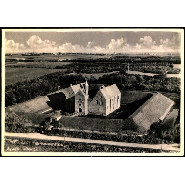 Sp�ttrup Borg - Luftfoto Sylvest Jensen 91725 - Ubrugt