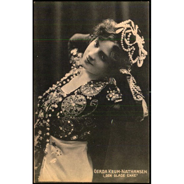 Gerda Krum-Nathansen i Den glade Enke  - Alex Vincent 1352 - Ubrugt