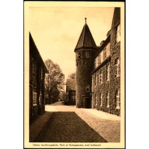 Dalum Landbrugsskole - Parti af Skolegaarden med Indk�rsel - Holst & Madsen u/n - Ubrugt