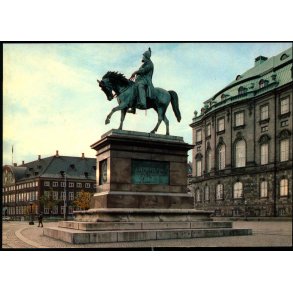 Rytterstatue med Frederik VII p� Christiansborg Slotsplads - Post u/n