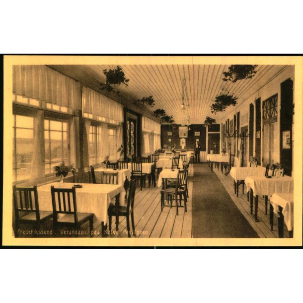Verandaen paa Kal Pavillonen - Frederikssund - K.V. Nielsen 36798 - Ubrugt