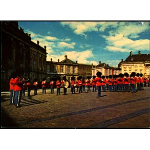 K�benhavn - Livgarden i r�d Galla - Eiders Forlag 32