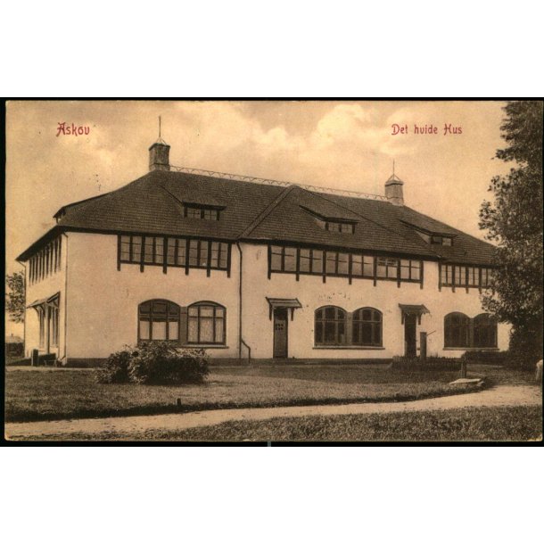 Askov - Det Hvide Hus - Jens Arnum Bogh.  u/n - Brugt