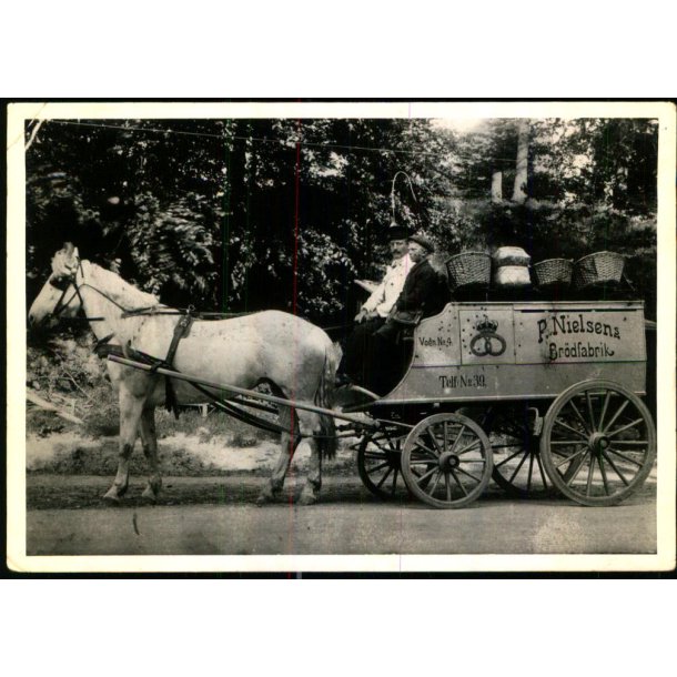 P. Nielsens Br�dfabrik - Foto u/n - Svagt hj�rne !