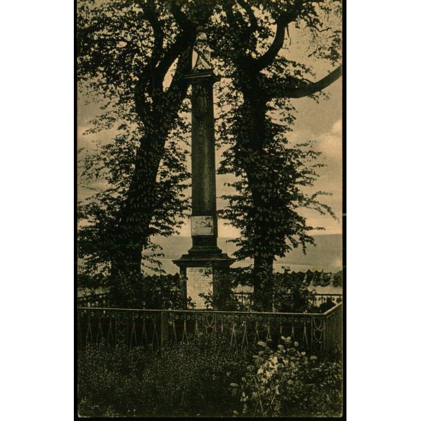 Willemoesnonument paa Oddens Kirkegaard - S. Bay  U 60 - Ubrugt