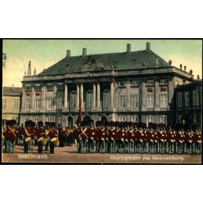 Kbenhavn - Vagtparaden paa Amalienborg - Stender 6055