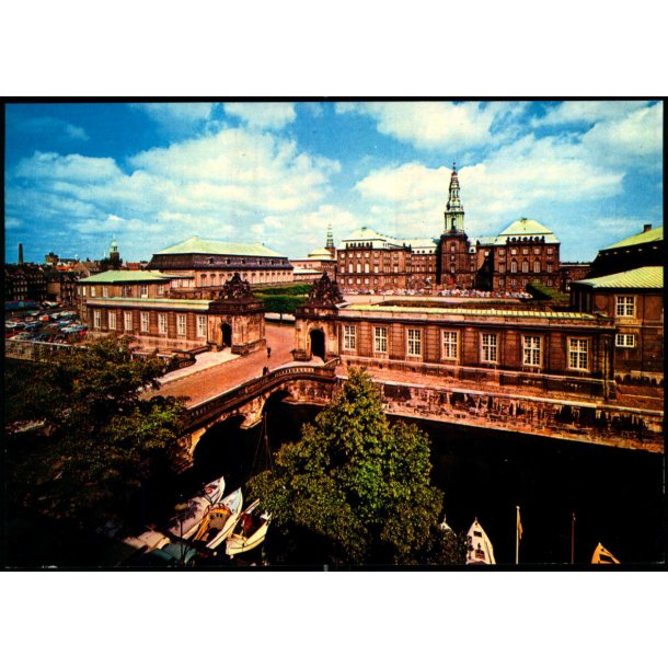 Kbenhavn - Udsigt over Christiansborg Slot - Stender 149 101 649