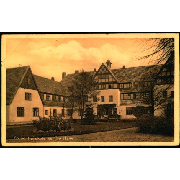 Askov H�jskole set fra Haven  - Jens Arnum  35585 - Brugt
