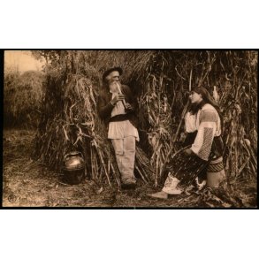 Folkedragter - Rumnien - u/n - Brugt