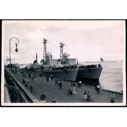 Krigsskibe - Foto u/n