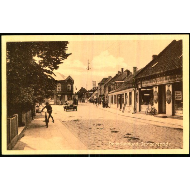 Frederikssund - Jernbanegade - Erik Hatt. 64638 - Ubrugt