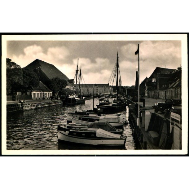 K�benhavn - Kanalparti ved Chr. IV s Pakhus - Chr. Olsen 61