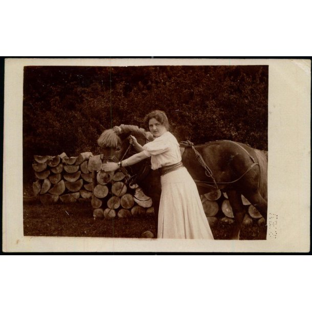 Fotokort Ukendt - Dame og Hest - Brugt