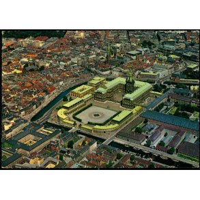 K�benhavn fra Luften med Christiansborg - Stender 49 101/133