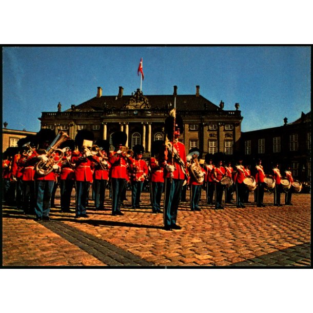 K�benhavn - Livgarden i r�d Galla - Eiders Forlag 36