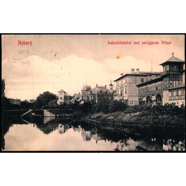 Nyborg - Industrihotellet med omliggende Bygninger - Warburgs Forlag 3742 - Brugt