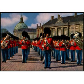 K�benhavn - Amalienborg - Garden i gallauniform - Dancolor 23