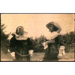 Hnen og Hanen i fuld Krigsmaling paa Langeland 1926  - Fotokort u/n