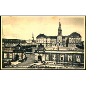 K�benhavn - Indk�rsel til Ridebanen paa Christiansborg Slot - JCO 738