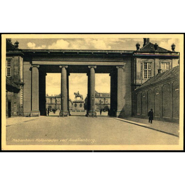 K�benhavn - Kolonaden ved Amalienborg - Rudolf Olsen 271