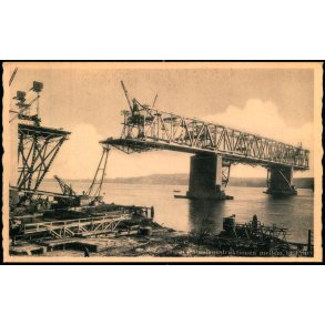 Staalkonstruktionen mellem to Piller - O.P. 4741- Ubrugt