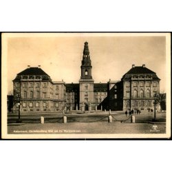 K�benhavn - Christiansborg Slot set fra Marmorbroen - Alex Vincent 181