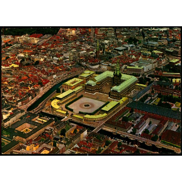 K�benhavn fra Luften med Christiansborg Slot - Stender 49 101/113 - Brugt