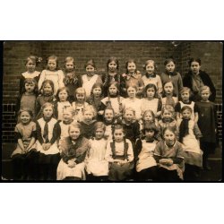 Fotokort Ukendt - Klassebillede - Ubrugt - Har v�ret kl�bet op !