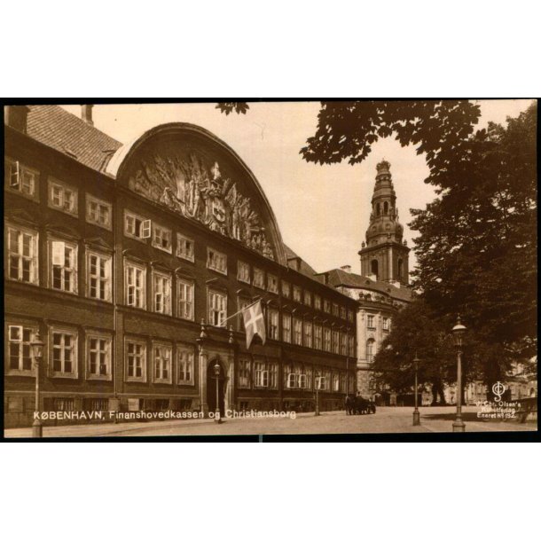 K�benhavn - Finanshovedkassen og Christiansborg  - Chr. Olsen 192